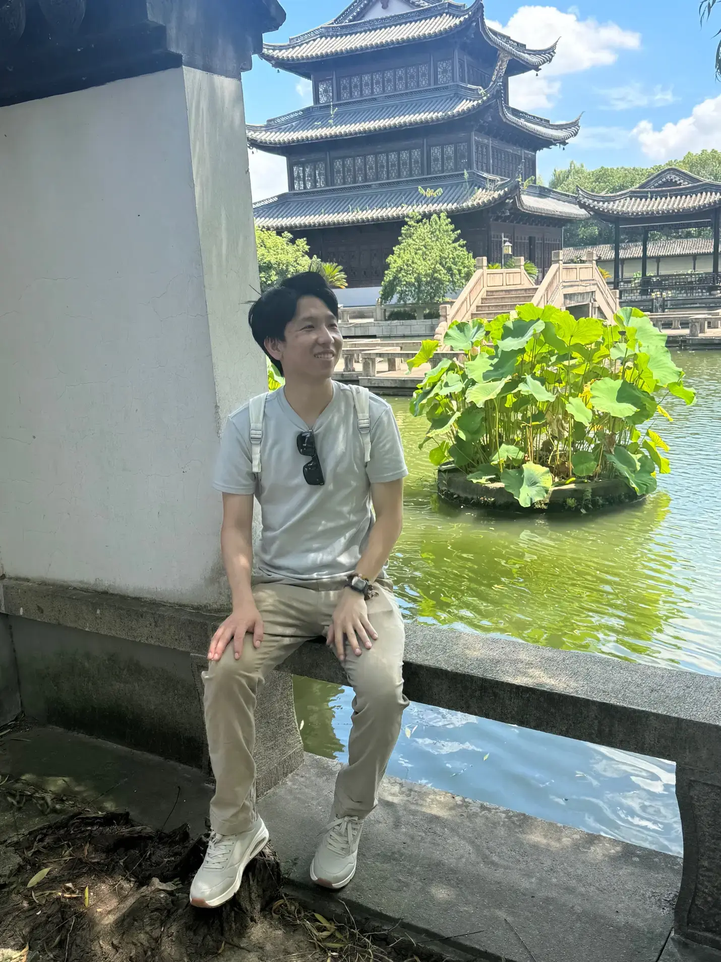 Qianlong Chou Qiu, founder of Loong Explorer